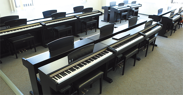 施設設備 ピアノレッスン実習室